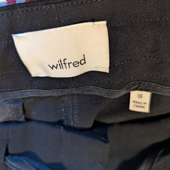 Cropped crepey tie-waist trousers - Picture 4 of 5